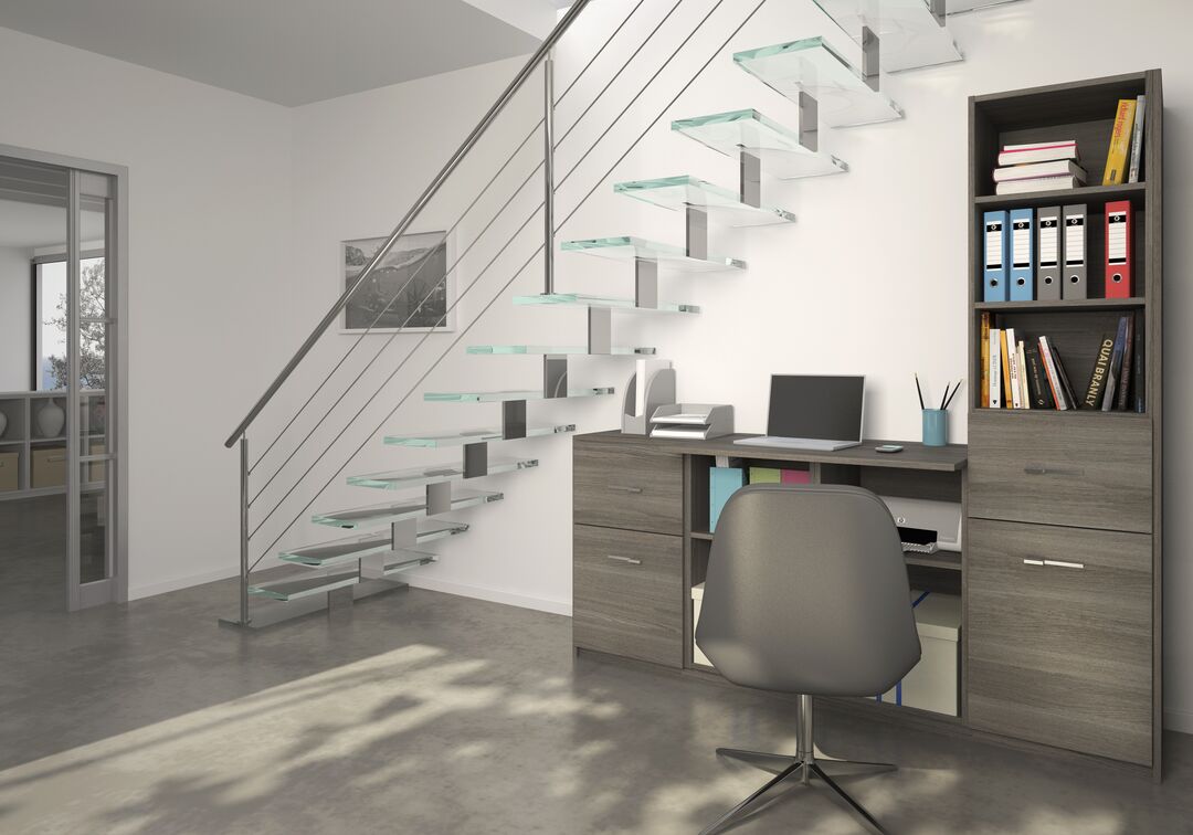 bureau sous escalier